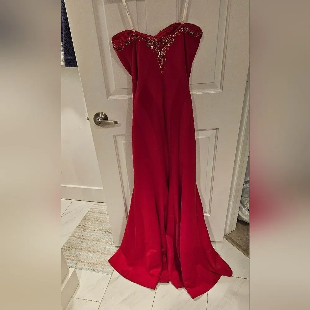 CLOSING CLOSET - SEND OFFERS!Elegant Red Strapless Evening Gown - Picture 3 of 4